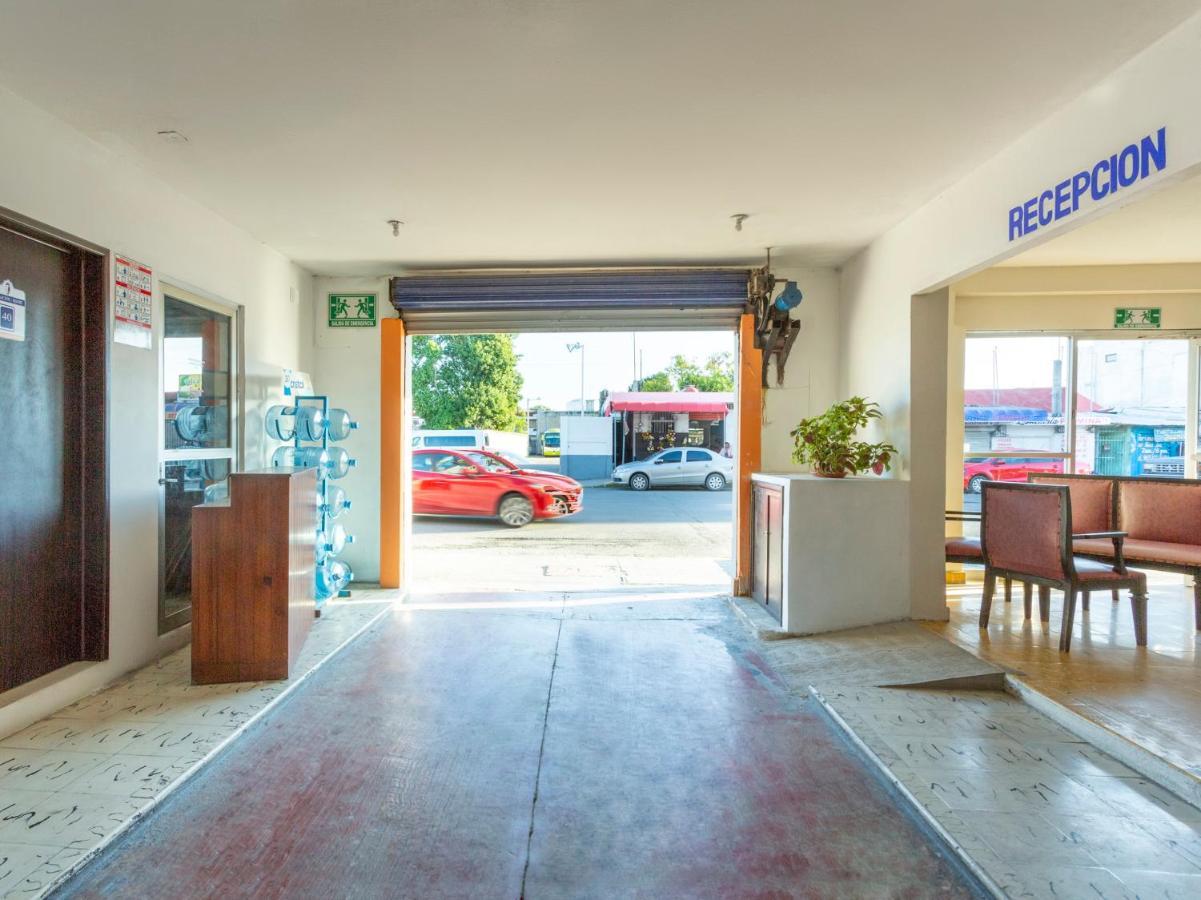 Oyo Hotel Cristal Chetumal Exterior foto