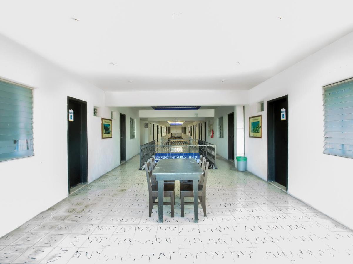 Oyo Hotel Cristal Chetumal Exterior foto