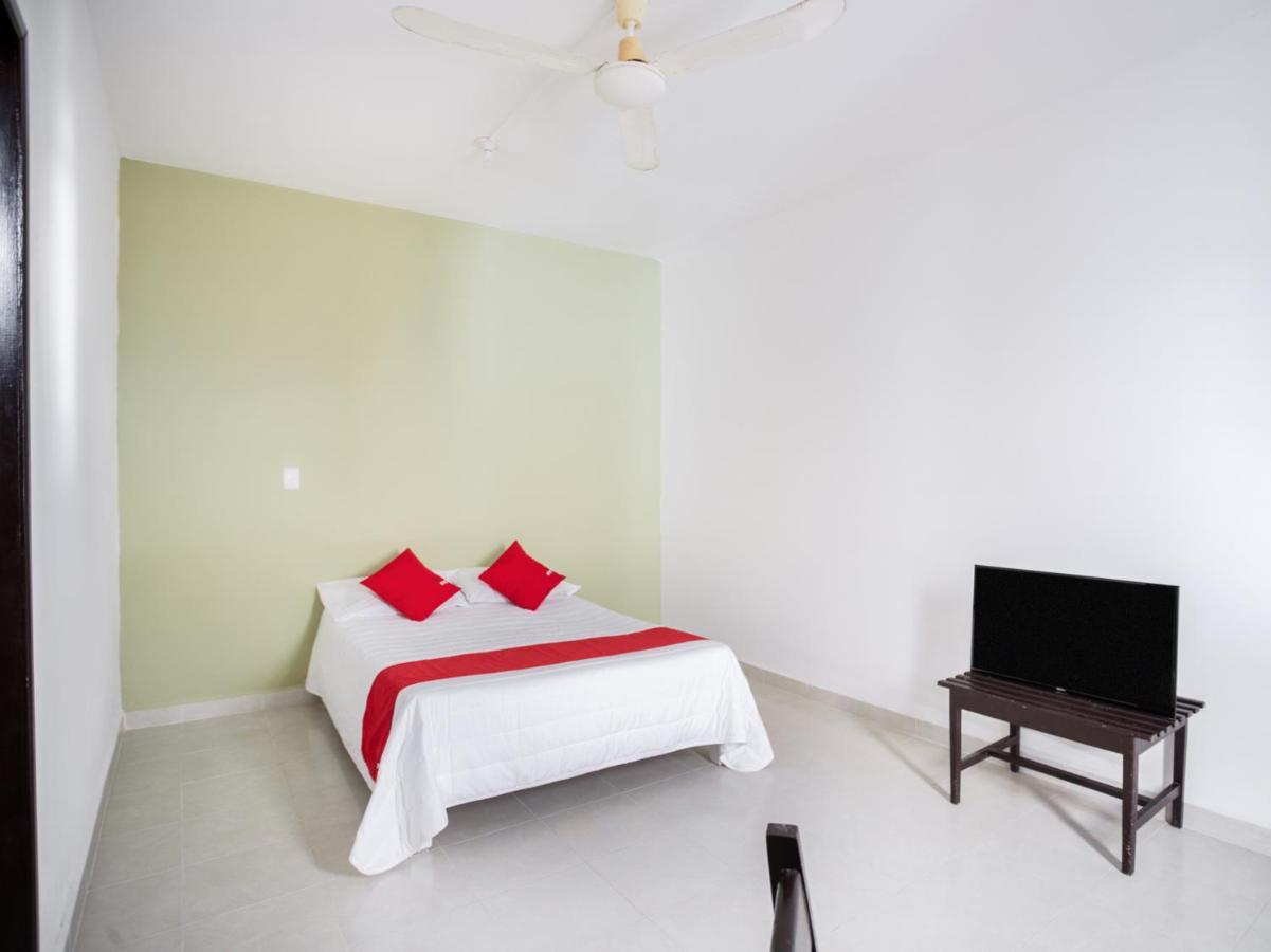 Oyo Hotel Cristal Chetumal Exterior foto
