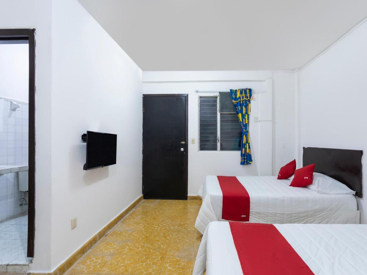 Oyo Hotel Cristal Chetumal Exterior foto